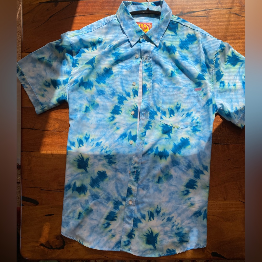 RSVLTS✨ Dakota Snow Clouds✨ Size M